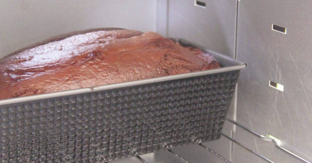 Camp Oven Chocolate Cake | Bush Cooking