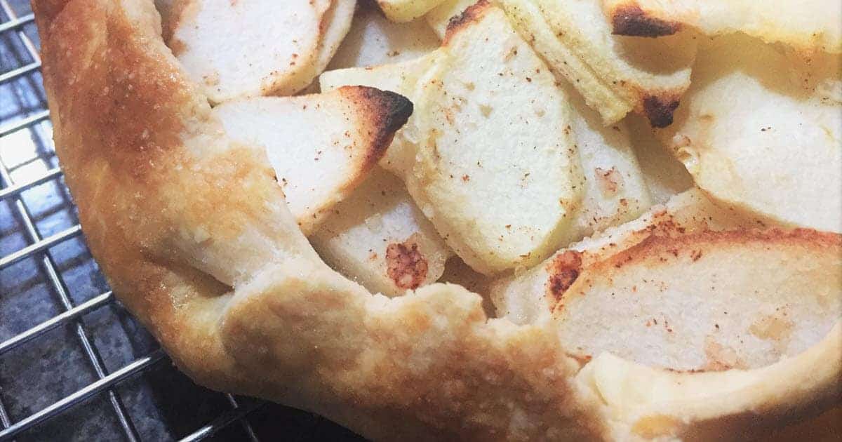 Camping Apple Tart | Bush Cooking