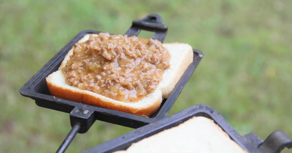 10 Australian Meals Perfect for Camping Bush Cooking