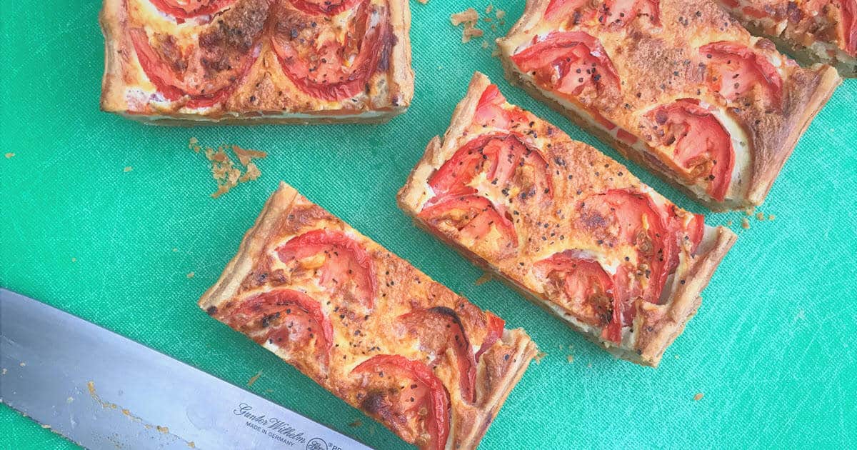 Picnic Tomato and Pesto Tart | Bush Cooking