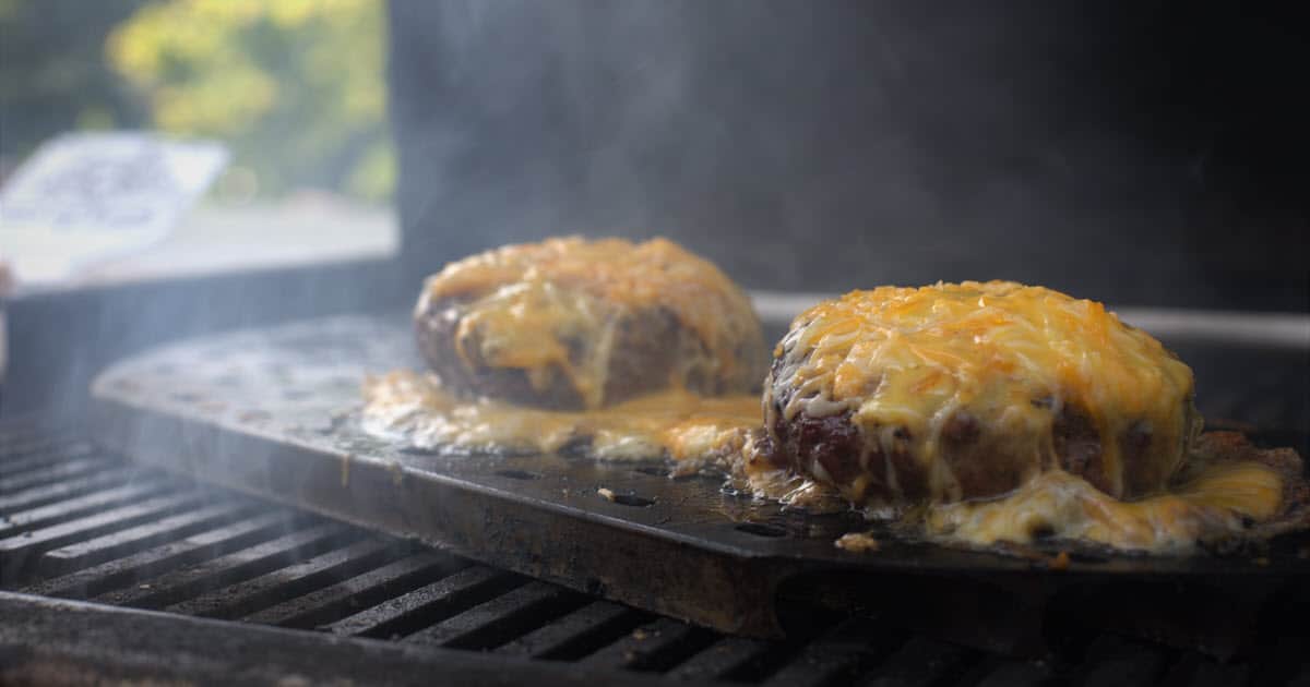 Beefy Cheeseburger | Bush Cooking
